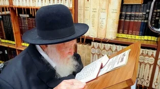 למנות בעל תשובה ל’מלמד’ ב’חיידר’? התשובה הנחרצת של שר התורה