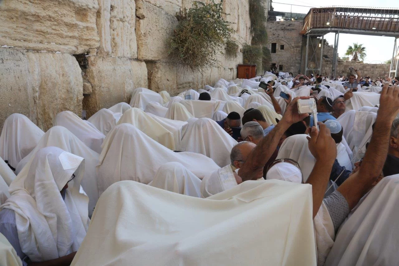 המעמד יפוצל לשניים: כל הפרטים לקראת ברכת הכוהנים בכותל המעמד יפוצל לשניים: כל הפרטים לקראת ברכת הכוהנים בכותל