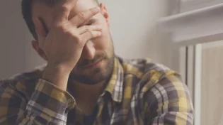 לצאת מהדמיונות