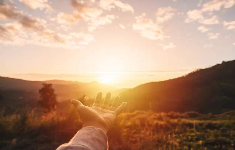 שלום כאן ועכשיו! שלום כאן ועכשיו!
