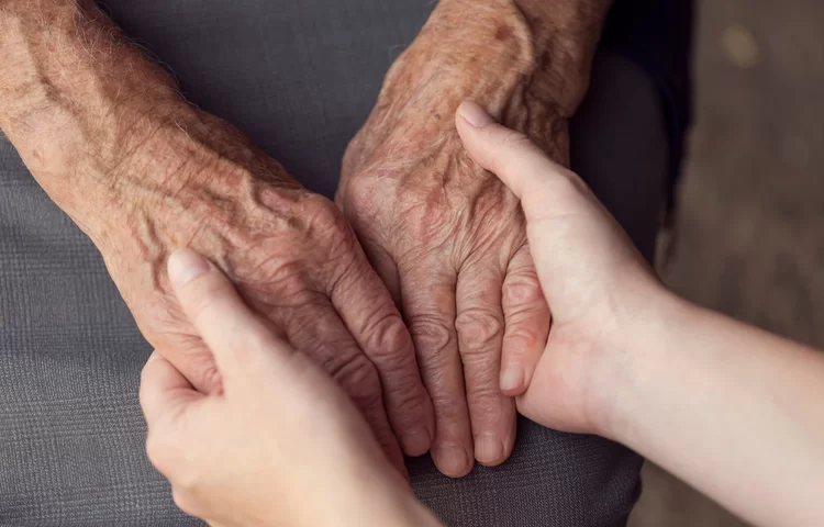 לחלוק כבוד לכולם לחלוק כבוד לכולם