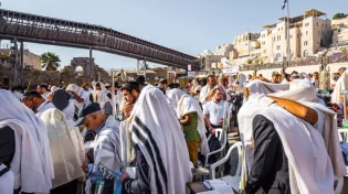 רבנים נגד קריב: "התרסה ופגיעה בהיסטוריה של עם ישראל ובמסורת"