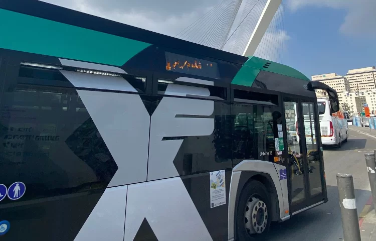 זעם: הופסקה התחבורה הציבורית המגיעה עד לרחבת הכותל זעם: הופסקה התחבורה הציבורית המגיעה עד לרחבת הכותל