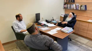 המלחמה על קדושת הכותל: מתגבש פרלמנט פוליטי נגד הרפורמים