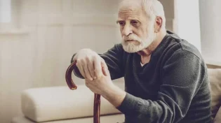 עריריים נמצאו ללא רוח חיים בדירותיהם