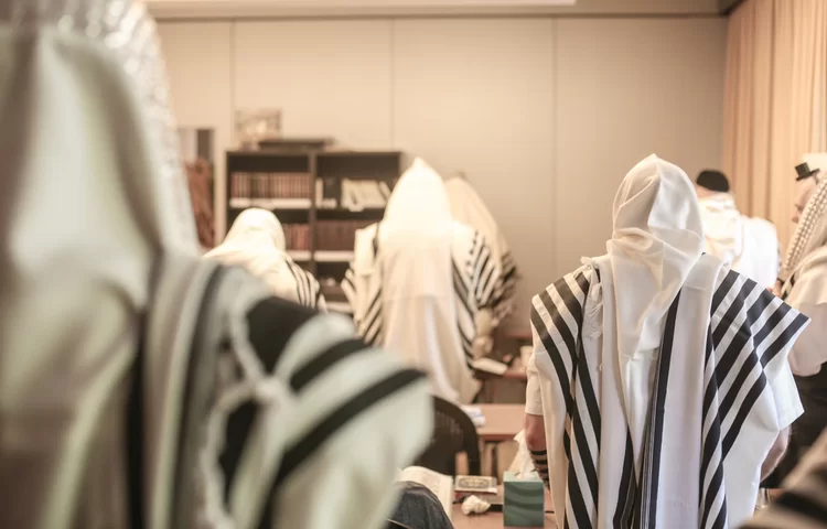 האם מותר לשחק ביום כיפור? לשחק ביום כיפור האם מותר לשחק ביום כיפור? לשחק ביום כיפור