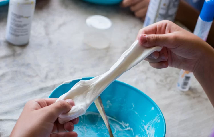 האם מותר לשחק בסליים בשבת? סליים בשבת האם מותר לשחק בסליים בשבת? סליים בשבת