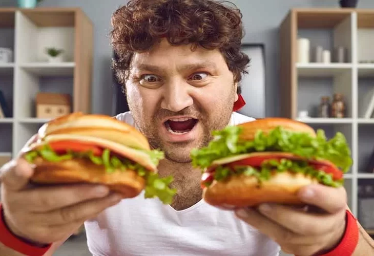 מה קורה לאדם שאוכל בלי ברכה?