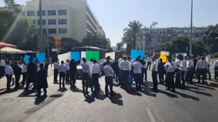 הפגיעה בכשרות אושרה בכנסת: מאות מפגינים כעת נגד הרפורמה