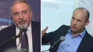 סקר: רוב מצביעי בנט וליברמן סבורים שמתווה הכותל יפלג את העם