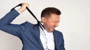 מה מרוויח מי שמקבל ייסורים באהבה?