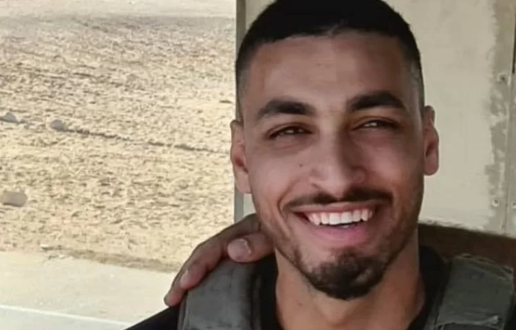 משפחתו של בר-אל: "אם לא נקבל תשובות מצה"ל, נעתור לבג"ץ" משפחתו של בר-אל: "אם לא נקבל תשובות מצה"ל, נעתור לבג"ץ"