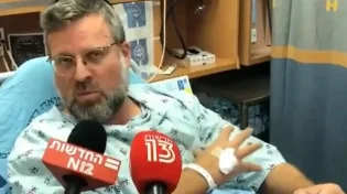 קידוש ה’: ניצול הפיגוע משחזר את הנס: "התפילין הצילו אותי"