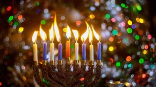 כל יהודי לשמוע בחנוכה