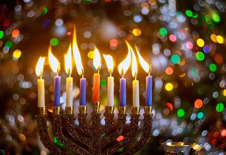 כל יהודי לשמוע בחנוכה