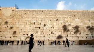 בניגוד לחוק: נשות הפרובוקציה הגיעו הבוקר לרחבת הכותל