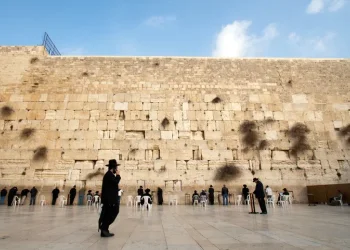 בניגוד לחוק: נשות הפרובוקציה הגיעו הבוקר לרחבת הכותל 