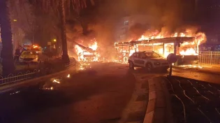 הלם: הציל 98 אנשים מפיגוע ופוטר מעבודתו