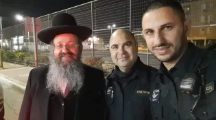 המקובל הרב יצחק בצרי נכנס לכפר ערבי והסתבך