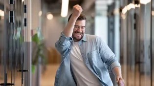 סיבת הסיבות: למה אנשים עוזבים קריירה בשביל התורה?