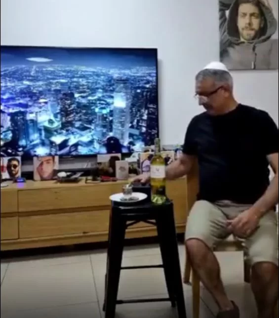 ריגש את הרשת: ברוך בן יגאל עשה הבדלה לעילוי נשמת בנו