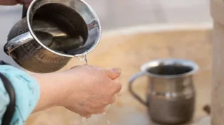 מצב העוני בישראל וסגולות מיוחדות לפרנסה בשפע