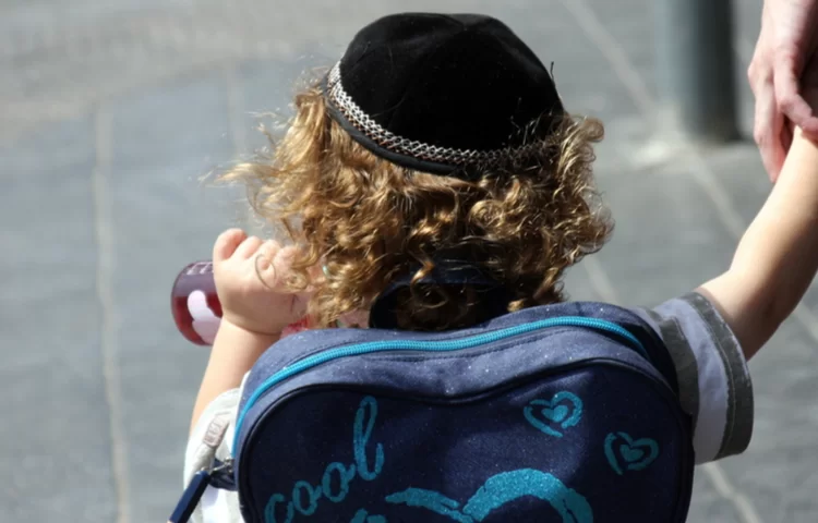 5 תמורת 5: "שנים רבות לא היו להם ילדים";  סיפור מימות השואה