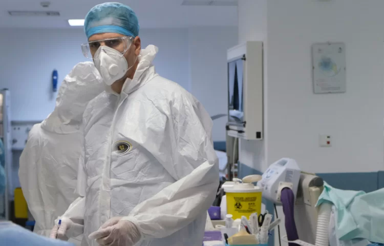 היסטריה בישראל: וריאנט משולב מדלתא ואומיקרון אותר בקפריסין היסטריה בישראל: וריאנט משולב מדלתא ואומיקרון אותר בקפריסין