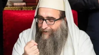 "אתם זוכרים שאמרנו לפני רבי שמעון? עכשיו מרגישים שהאדמה זזה"