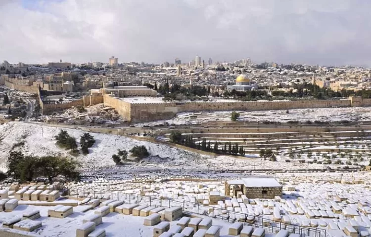 הכנה לקראת הסופה הקרובה