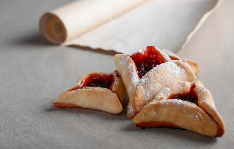 האם מותר לשמוע שירים בתענית אסתר? האם מותר לשמוע שירים בתענית אסתר?