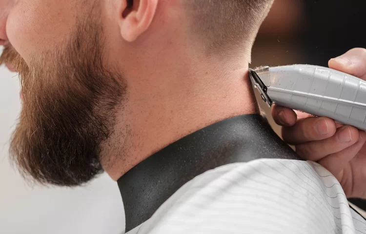 האם מותר לעשות קרחת על פי ההלכה? האם מותר לעשות קרחת על פי ההלכה?