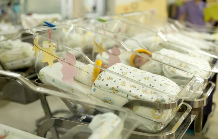 בדיקת הריון לפי ההלכה: השפעת ניתוח קיסרי על התינוק בדיקת הריון לפי ההלכה: השפעת ניתוח קיסרי על התינוק