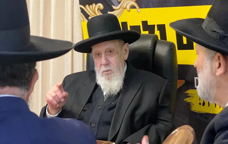 חכם שלום לחברי ש"ס: "תהיו חזקים מול גזירות הממשלה" חכם שלום לחברי ש"ס: "תהיו חזקים מול גזירות הממשלה"