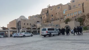 בעודו עטוף בטלית ותפילין: יהודי הותקף בעיר העתיקה