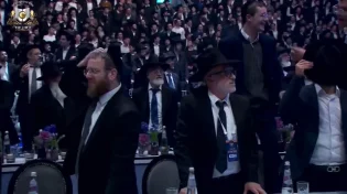 כולם מצפים: תראו מה זה כבוד של מלך שנכנס