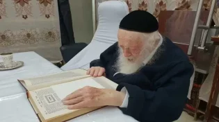 מרן שר התורה: מתי לא צריך לשמוע לאחרים?