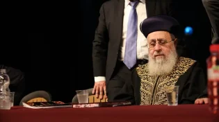 הראשל"צ נגד מנייני המרפסות: "איפה האחריות הציבורית לפסוק ככה?"
