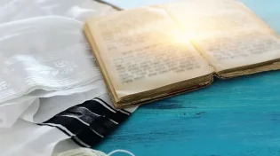 הלכות ראש חודש שחל בשבת