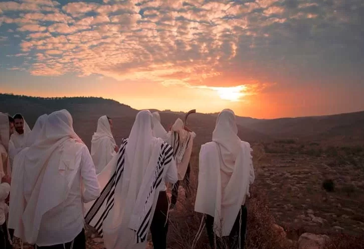 לצעוק אל השם
