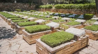 קברי הצדיקים האמיתיים: "פה קבורים אנשים שמסרו את נפשם על קידוש השם"
