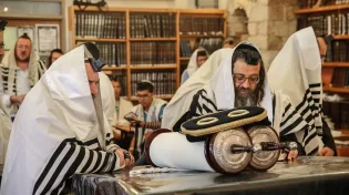 מדוע בהונגריה החליטו לא לפתוח את בתי הכנסת?