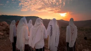 כיצד זוכים שהתפילות יתקבלו בשמיים?
