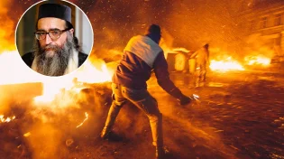 אלמונים ניסו לפרוץ לישיבת כק"ד האדמו"ר רבי יאשיהו פינטו שבמנהטן - צפו בתיעוד