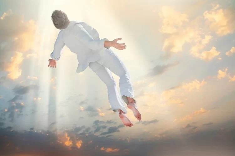 איך אפשר להועיל לנפטרים בעולם הבא?