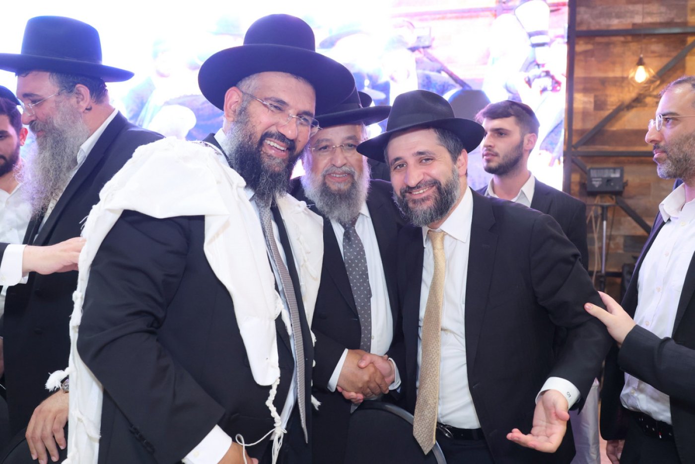הרב ארז אלחרר הוכתר לרבה הראשי של הוד השרון במעמד הרבנים הראשיים לישראל (צילום: יעקב כהן)