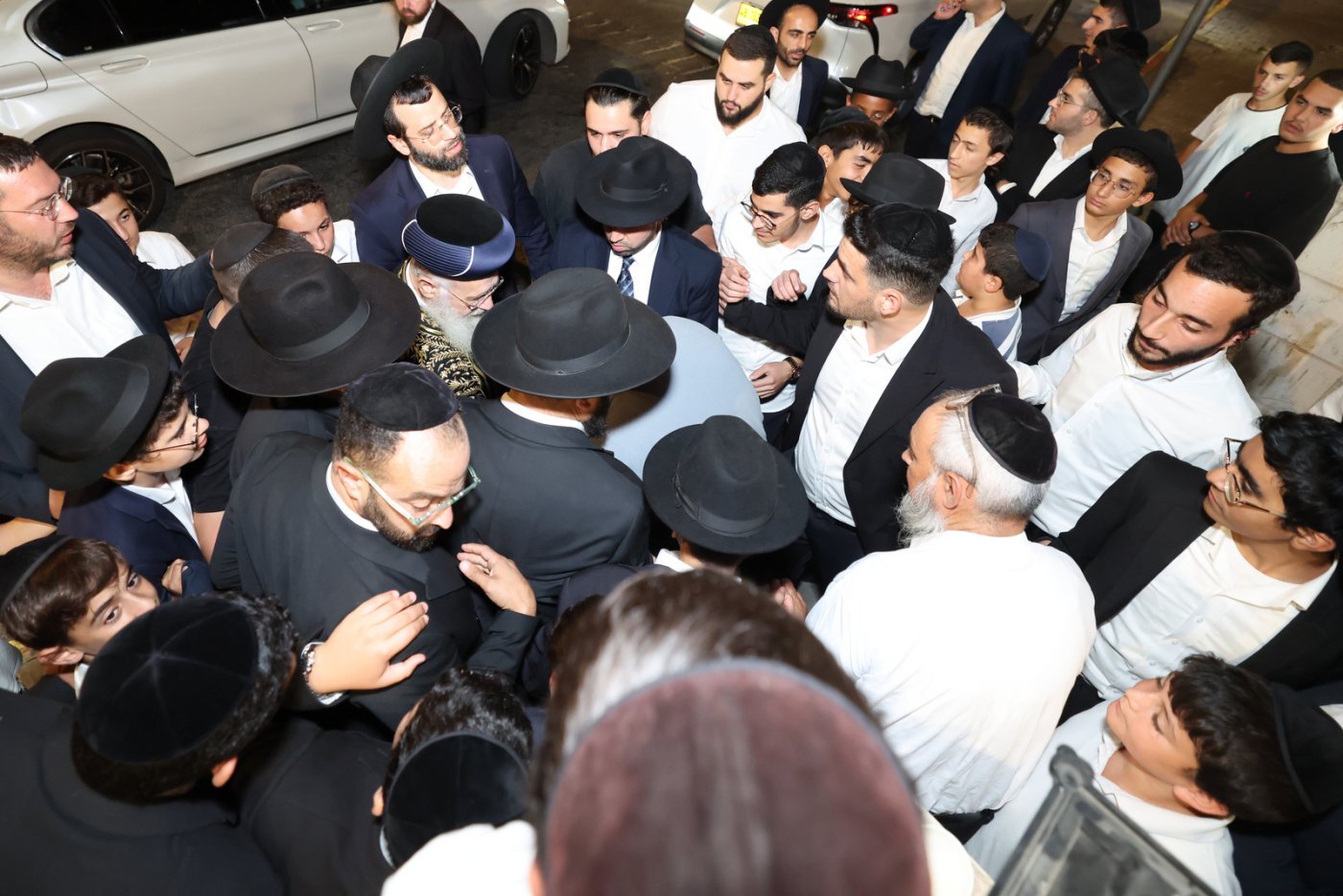 מרן הראש"ל חיזק את תושבי בית שמש לקראת יום הדין