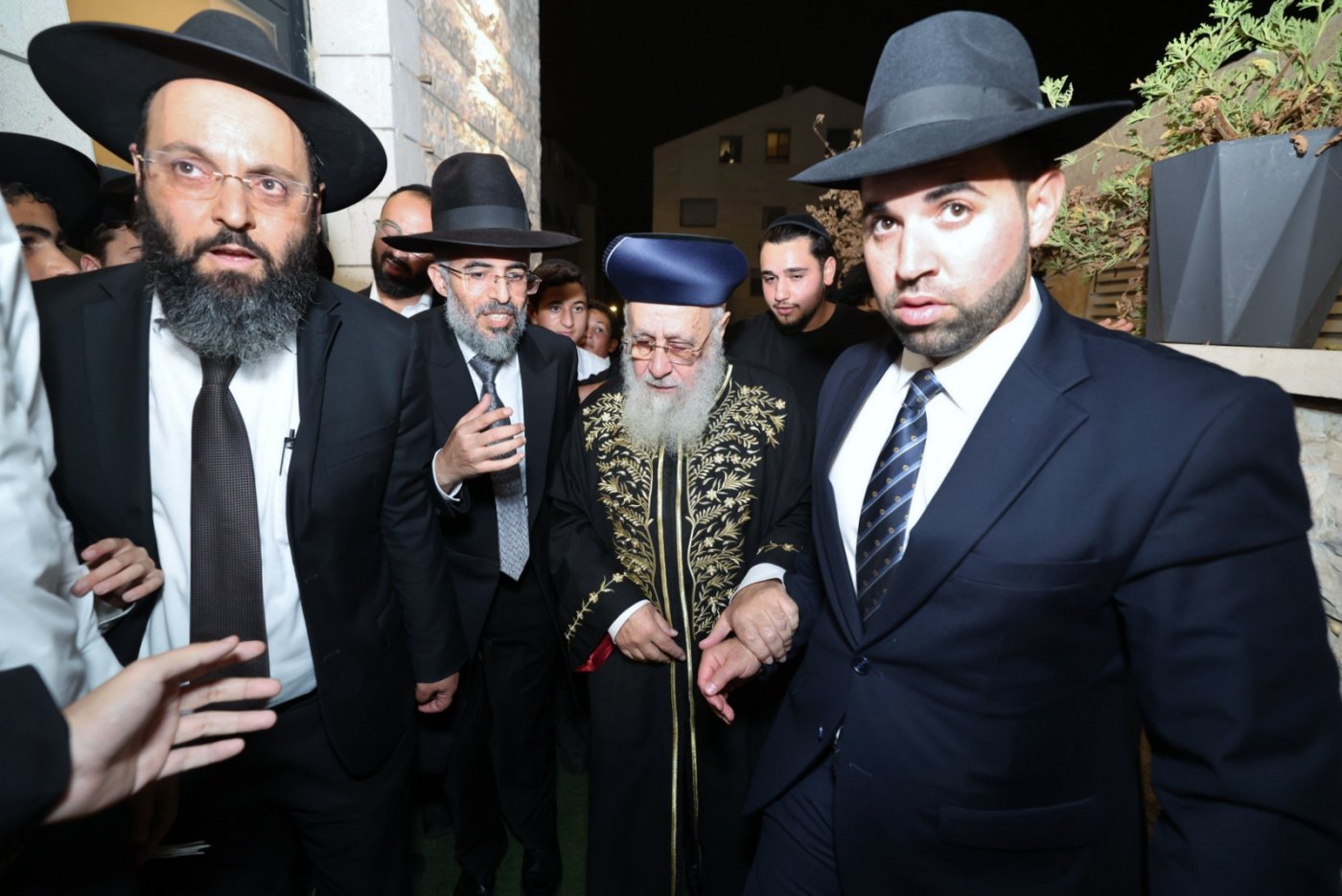 מרן הראש"ל חיזק את תושבי בית שמש לקראת יום הדין