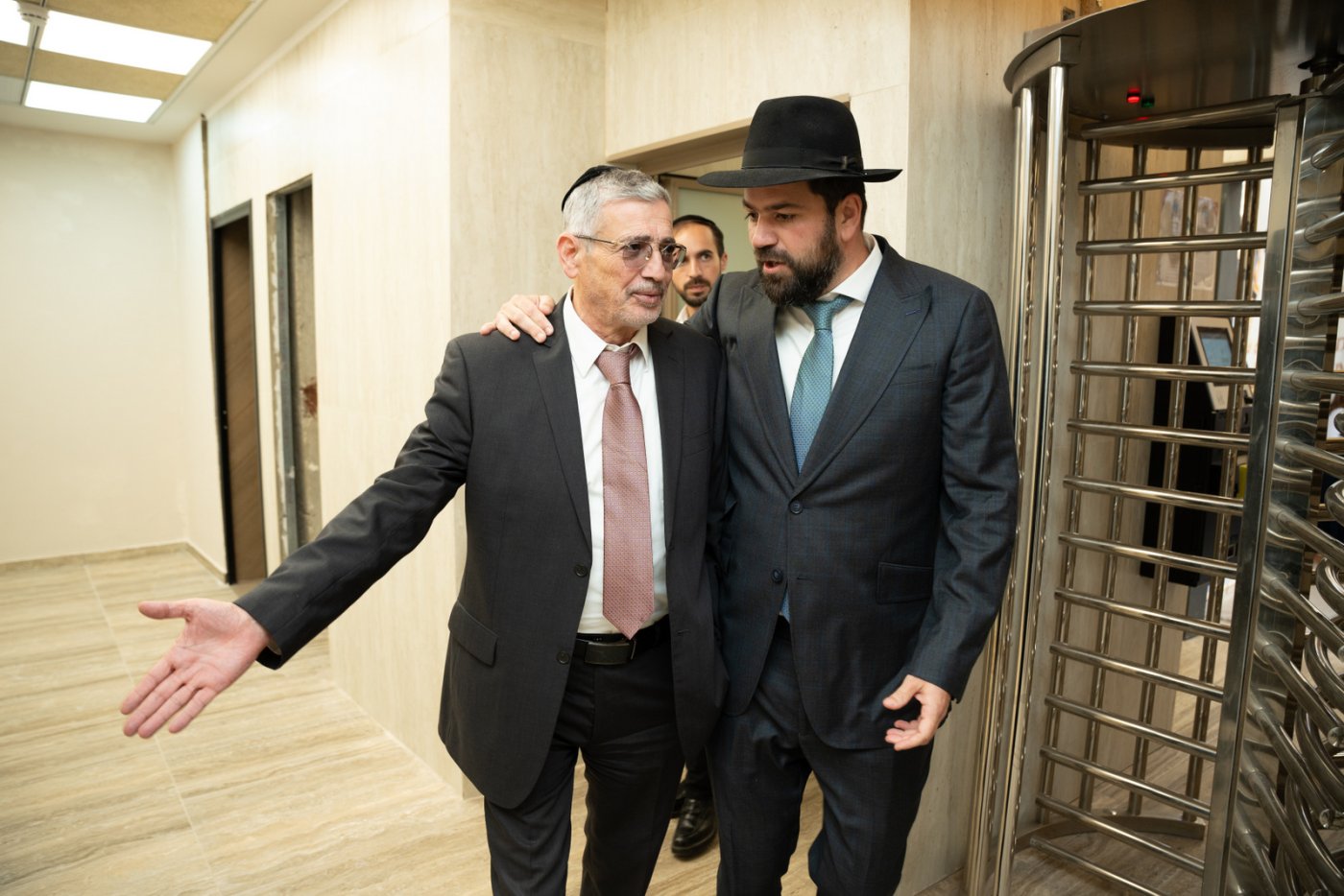 חנוכת מקווה טהרה בקריית יערים (צילום: יעקב כהן)
