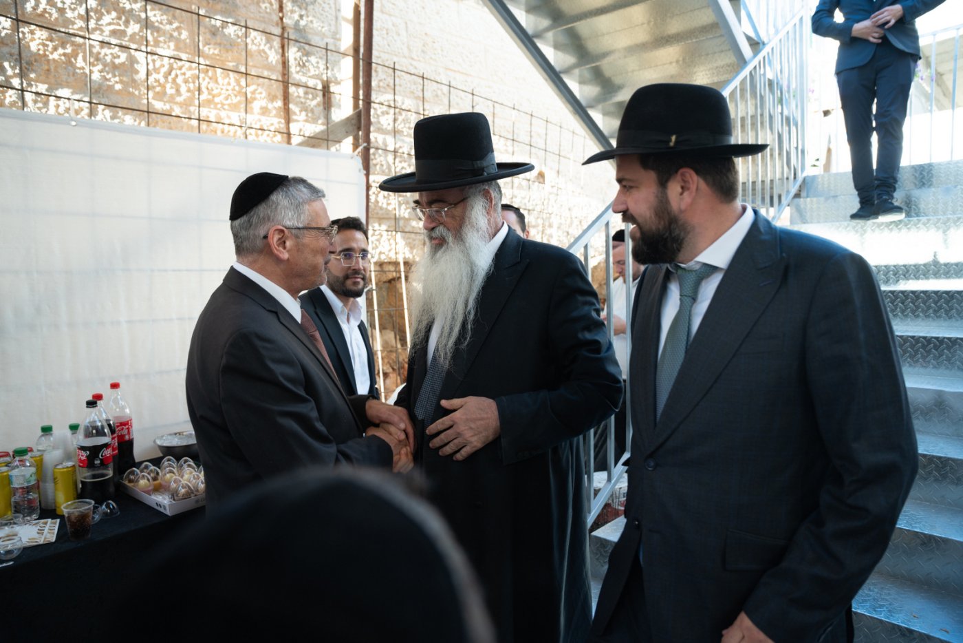 חנוכת מקווה טהרה בקריית יערים (צילום: יעקב כהן)